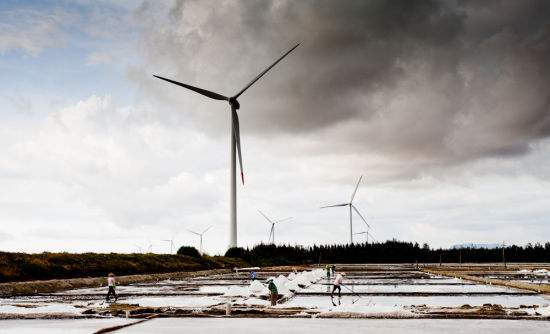 物聯(lián)網(wǎng)自動(dòng)氣象墑情（環(huán)境）監(jiān)測(cè)站圖片2