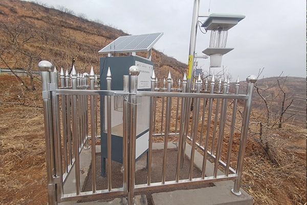 美國白蛾性誘監(jiān)測設備圖片4 美國白蛾性誘監(jiān)測設備圖片4