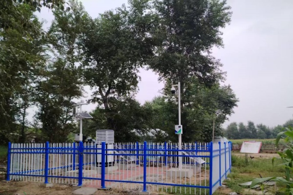 蟲情測(cè)報(bào)燈圖片2 蟲情測(cè)報(bào)燈圖片2