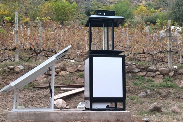 蟲情測(cè)報(bào)燈圖片3 蟲情測(cè)報(bào)燈圖片3