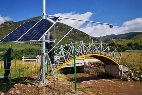 水文在線監測設備圖片1